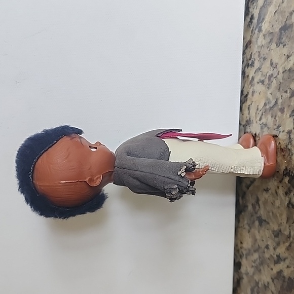 Vintage Indian kewpie Boy doll made of hard plastic. eyes close when laying down - Picture 5 of 8